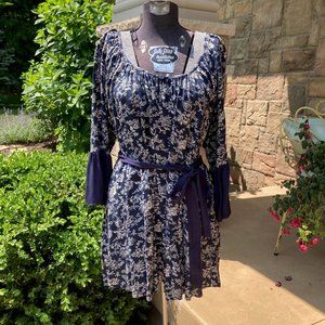 Alya from Francesca's Navy Tunic Dress with Bell Sleeves Size M